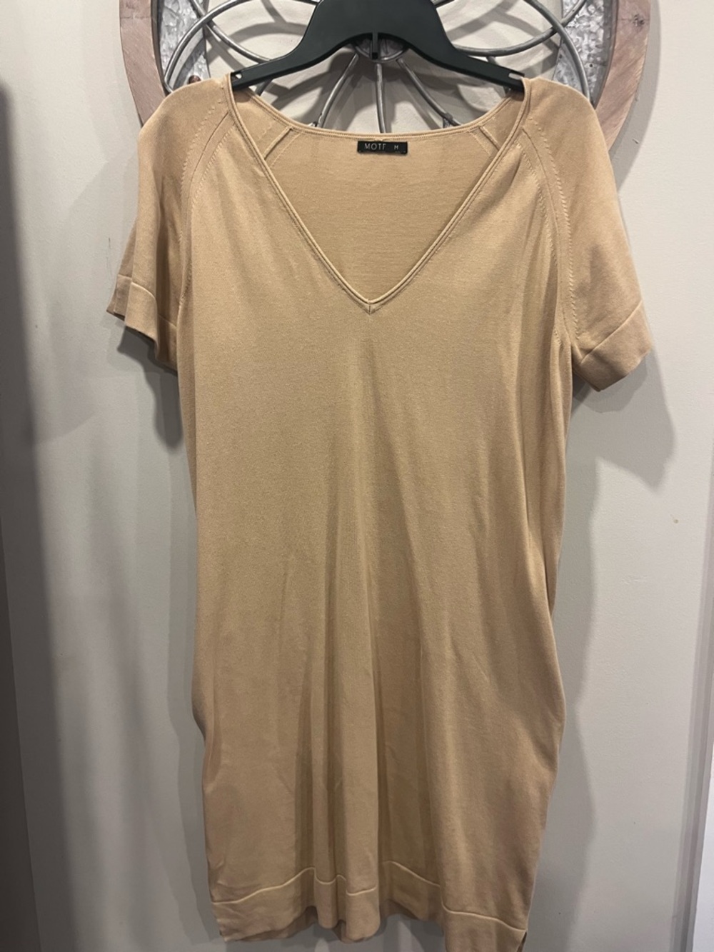MOTF Beige V-Neck Short Sleeve Tunic